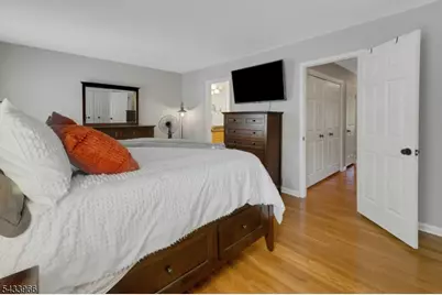 38 Essex Dr, Mendham, NJ 07945 - Photo 18