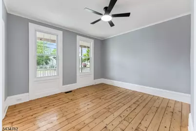 29 Wall St, Raritan, NJ 08869 - Photo 10