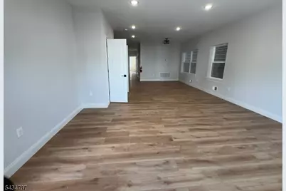 486 S 19th St 1st Fl, Newark, NJ 07103 - Photo 2