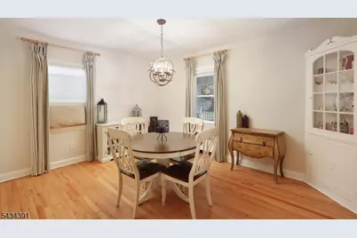 934 Moessner Ave, Union Township, NJ 07083 - Photo 12