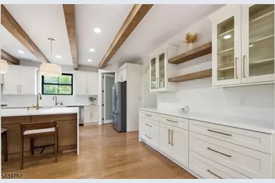61 Hickory St, Metuchen, NJ 08840 - Photo 14
