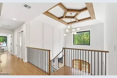 61 Hickory St, Metuchen, NJ 08840 - Photo 18