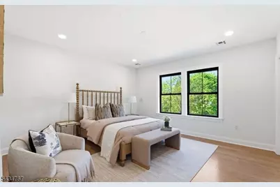 61 Hickory St, Metuchen, NJ 08840 - Photo 22