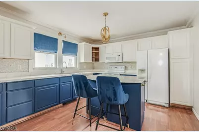 3 Townsend St, Newton, NJ 07860 - Photo 6