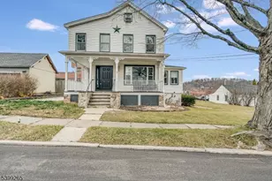 3 Townsend St, Newton, NJ 07860 - Photo 2