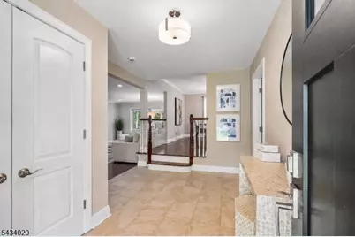 12 Indian Run, Scotch Plains Township, NJ 07076 - Photo 2