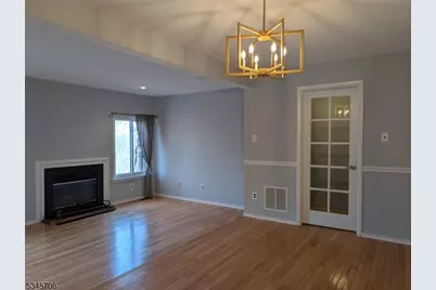 37 Whitehall Ct, Hillsborough Township, NJ 08844 - Photo 6