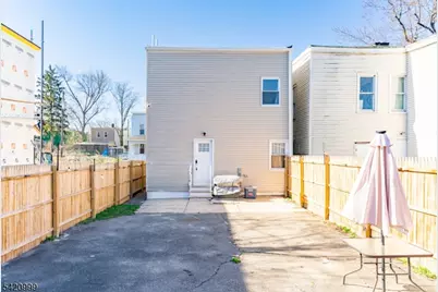 204 19th Ave, Irvington, NJ 07111 - Photo 24