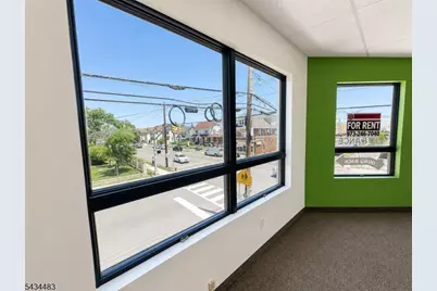 250 Madison Ave, Paterson, NJ 07524 - Photo 10
