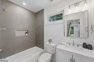 166 Lincoln St, Montclair, NJ 07042 - Photo 18