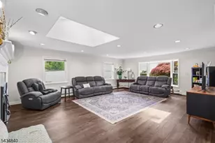 70 Lennon Pl, Clifton, NJ 07013 - Photo 10