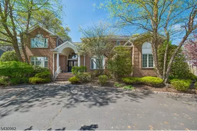 4 Fordham Rd, Livingston, NJ 07039 - Photo 2