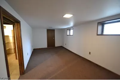 8 Witherspoon St, Nutley, NJ 07110 - Photo 44