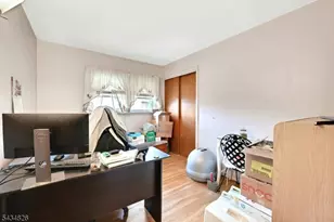 347 Chestnut Ave, South Hackensack Township, NJ 07606 - Photo 20