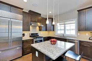 1B Foley Square, New Providence, NJ 07974 - Photo 8