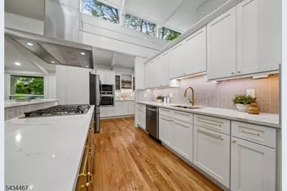 28 Fernhill Rd, Springfield, NJ 07081 - Photo 14