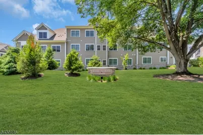 6 McNerney Ln, Florham Park, NJ 07932 - Photo 2
