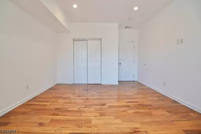 131 Sylvan Ave 2nd Fl., Newark, NJ 07104 - Photo 4