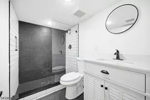 31 Ridgeview Ave, West Orange Township, NJ 07052 - Photo 24