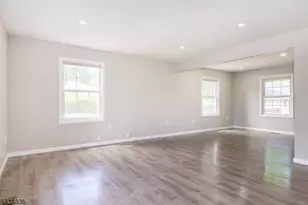 8 Wilcox Ave, Wharton, NJ 07885 - Photo 6