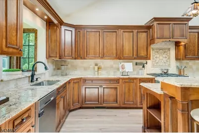 48 Rainbow Trl, Mountain Lakes, NJ 07046 - Photo 28