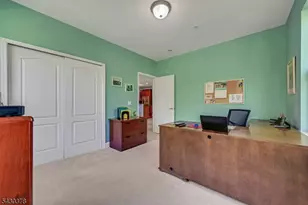 909 Brook Hollow Dr, Hanover Township, NJ 07981 - Photo 12
