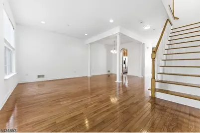 9 Sundance Way, Lopatcong Township, NJ 08865 - Photo 4