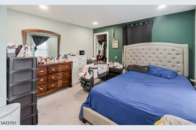 1444 Esterbrook Ave, Rahway, NJ 07065 - Photo 18