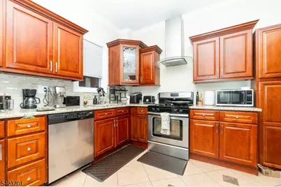 1444 Esterbrook Ave, Rahway, NJ 07065 - Photo 4