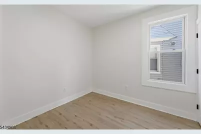 148 N 15th St, East Orange, NJ 07017 - Photo 12
