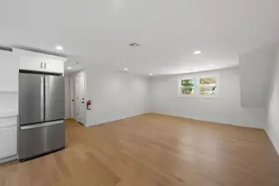 3 Meadow Rd, Edison, NJ 08817 - Photo 4