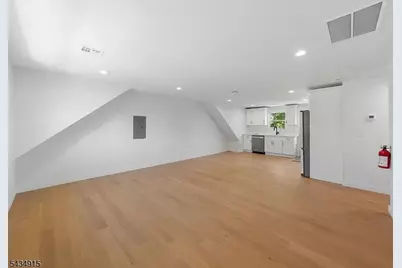 3 Meadow Rd #3, Edison, NJ 08817 - Photo 12