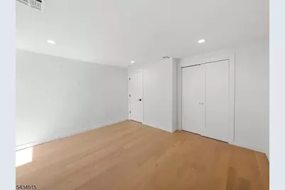 3 Meadow Rd #3, Edison, NJ 08817 - Photo 8