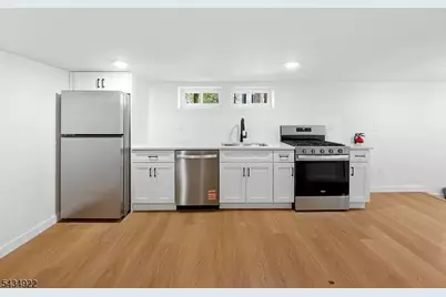 3 Meadow Rd #1, Edison, NJ 08817 - Photo 2