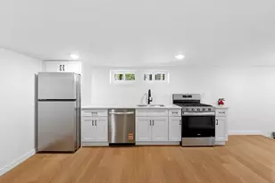3 Meadow Rd, Edison, NJ 08817 - Photo 2