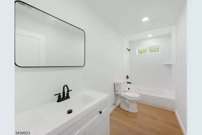 3 Meadow Rd #2, Edison, NJ 08817 - Photo 4
