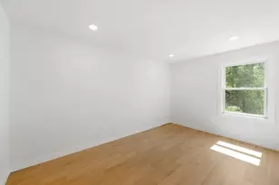 3 Meadow Rd, Edison, NJ 08817 - Photo 6
