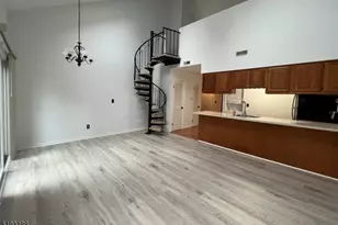 20 Augusta Dr, Vernon, NJ 07462 - Photo 1