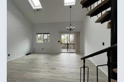20 Augusta Dr #8, Vernon, NJ 07462 - Photo 4