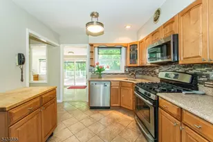 318 Highland Ave, Orange, NJ 07050 - Photo 14