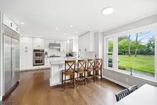 10 Deer Ridge Rd, Bernards Township, NJ 07920 - Photo 4