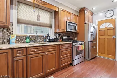 407 3rd Ave, Newark, NJ 07107 - Photo 4