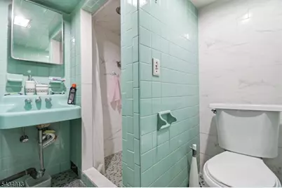 407 3rd Ave, Newark, NJ 07107 - Photo 22