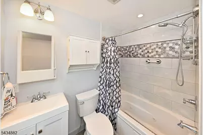 28 Makemoney Ave, Wanaque, NJ 07420 - Photo 8
