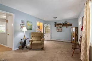 14 Justine Pl, Roxbury Township, NJ 07876 - Photo 8