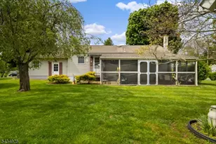 14 Justine Pl, Roxbury Township, NJ 07876 - Photo 26