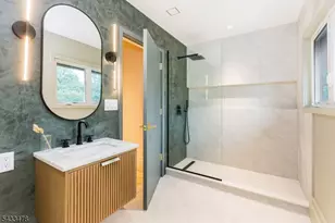2 Russell Terrace, Montclair, NJ 07042 - Photo 36