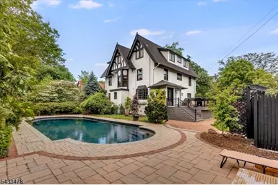 2 Russell Terrace, Montclair, NJ 07042 - Photo 22