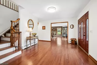 5 Glen Ridge Dr, Washington Township, NJ 07853 - Photo 4