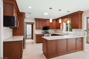 5 Glen Ridge Dr, Washington Township, NJ 07853 - Photo 12